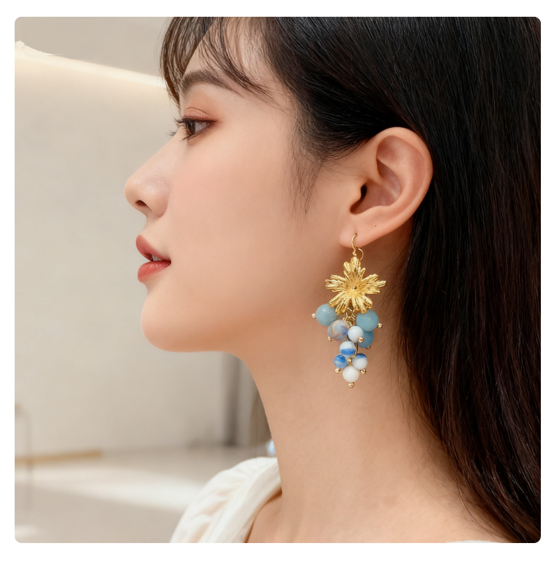 Vintage Fashion Influencer - Turquoise Grape Cluster Stud Earrings Luxury