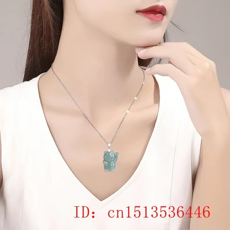 Burmese Blue Jade Fortune Cat  - Vintage Fashion Jewelry Necklaces avaliação e preço