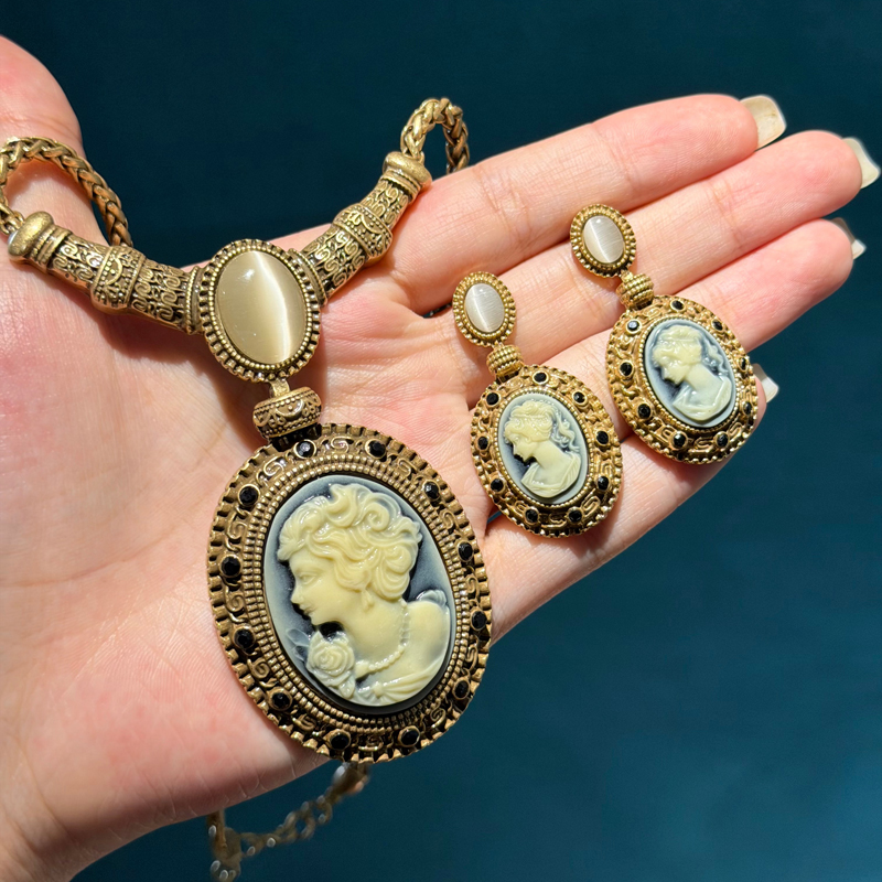 Vintage Cameo Jewelry Sets Nat - Vintage Fashion Retro Outfit avaliação e preço