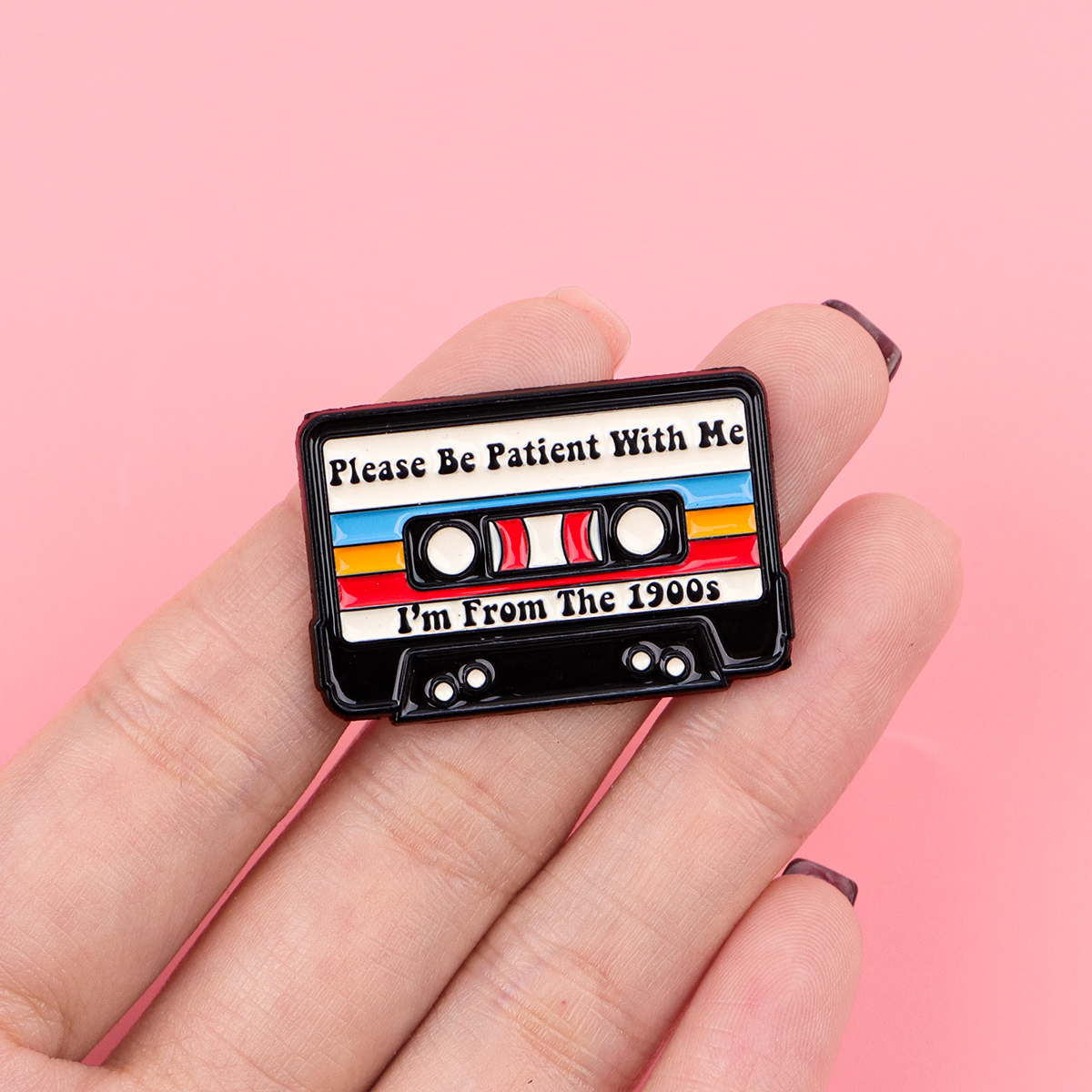 “Good Girl” Quotes Enamel Pin  - Vintage Fashion Quotes avaliação e preço
