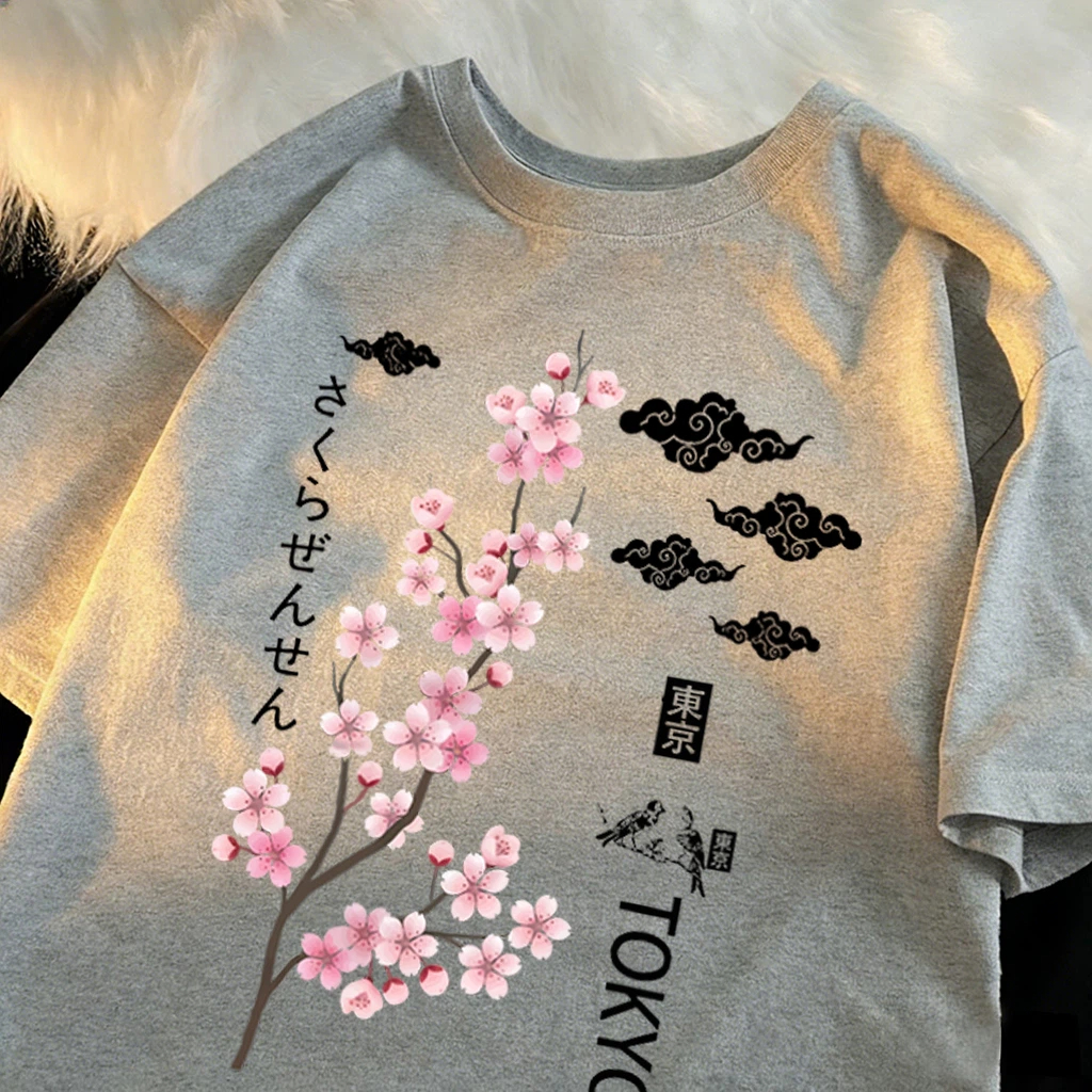 Tokyo Print T-Shirt for Women  - Vintage Fashion In Tokyo avaliação e preço